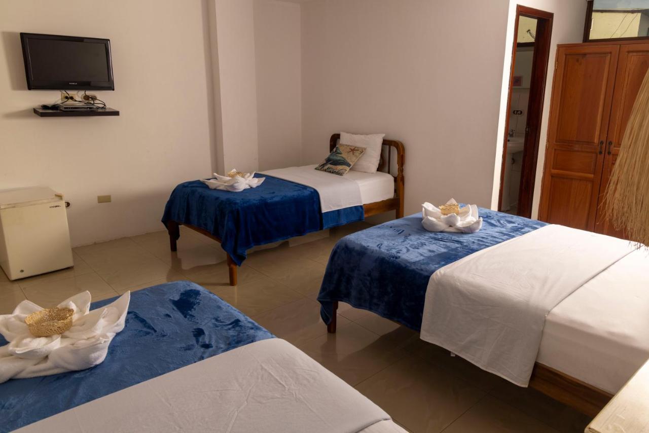 Galapagos Planet Hotel プエルト・バケリソ・モレノ エクステリア 写真